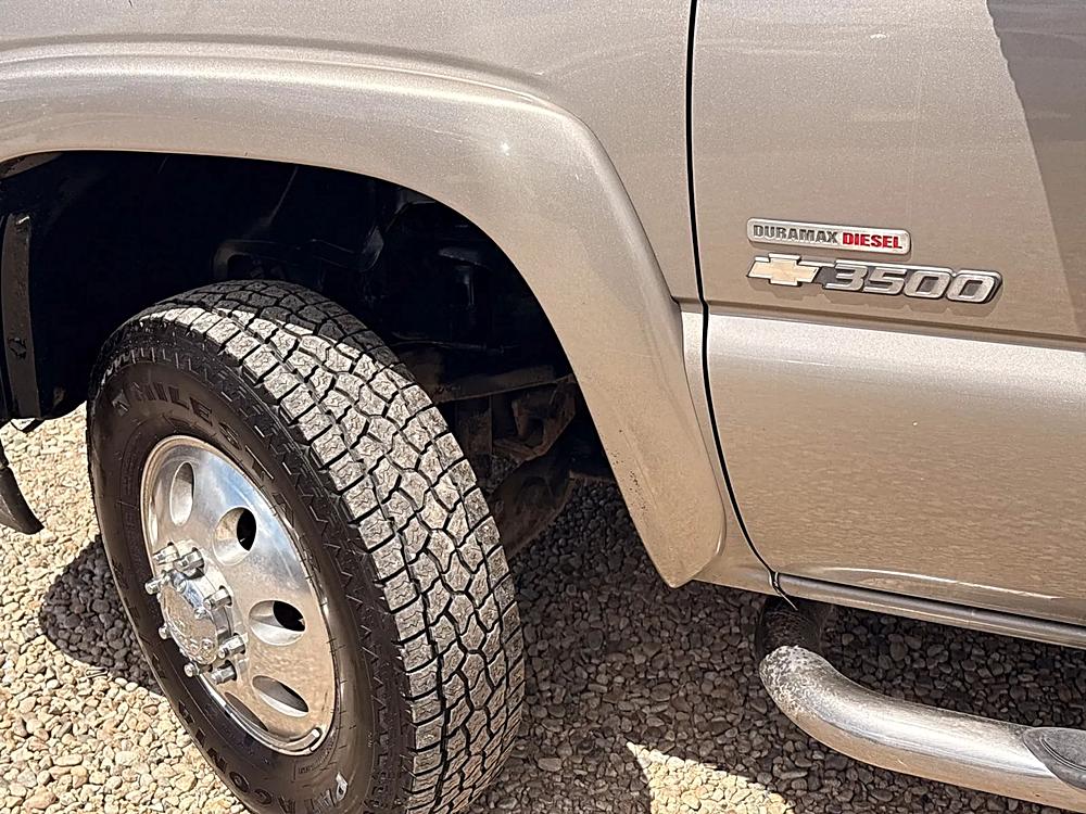 chevrolet silverado 3500 2003 1GCJK33113F200049 image chevrolet silverado 3500 2003 1GCJK33113F200049 image